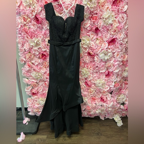 Cecilia Couture 1460 black size 14 off the shoulder long dress NWT mermaid - Picture 2 of 9